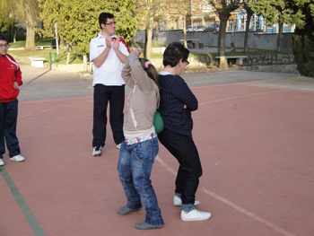 Momento de la participación en uno de los juegos.